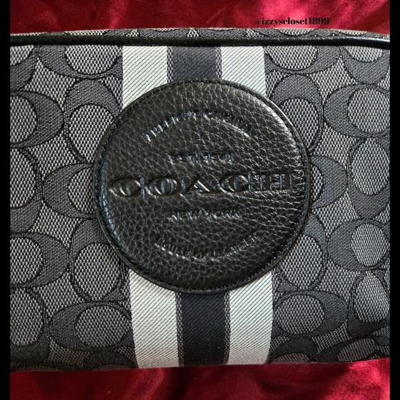 Coach Dempsey Boxy Cosmetic Bag in grey - Picture 2 of 6